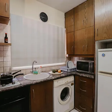 Pirgos House * Λάρνακα