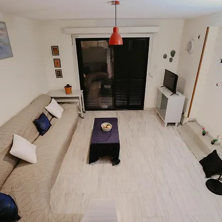 Prázdninový dům Pirgos House