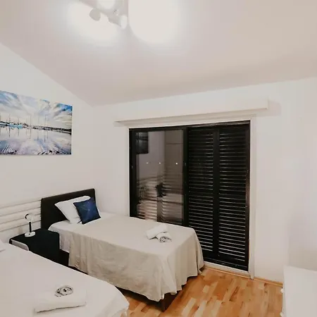 Pirgos House Prázdninový dům