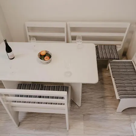 Prázdninový dům Pirgos House *