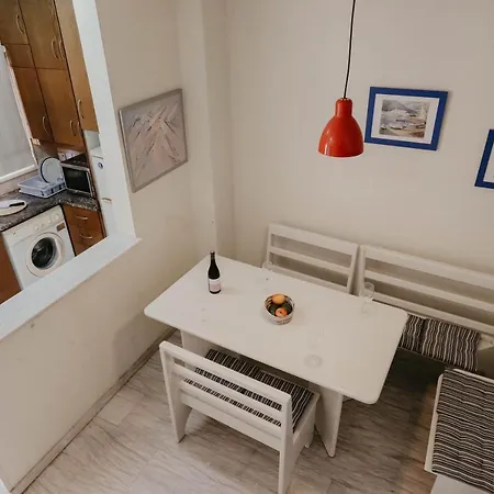 Pirgos House 펜션