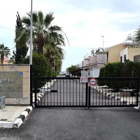 Pirgos House 펜션